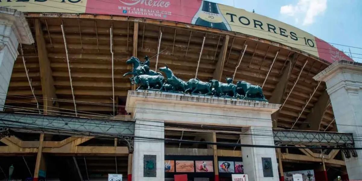 Javier Aguirre presentó su renuncia al TRI, pero no se la aceptaron