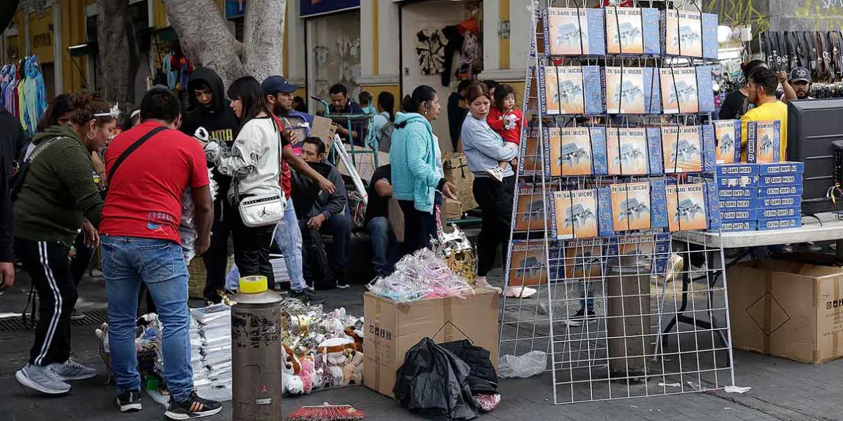 Cicepac lamenta imagen del Centro Histórico de Puebla por invasión de ambulantes 