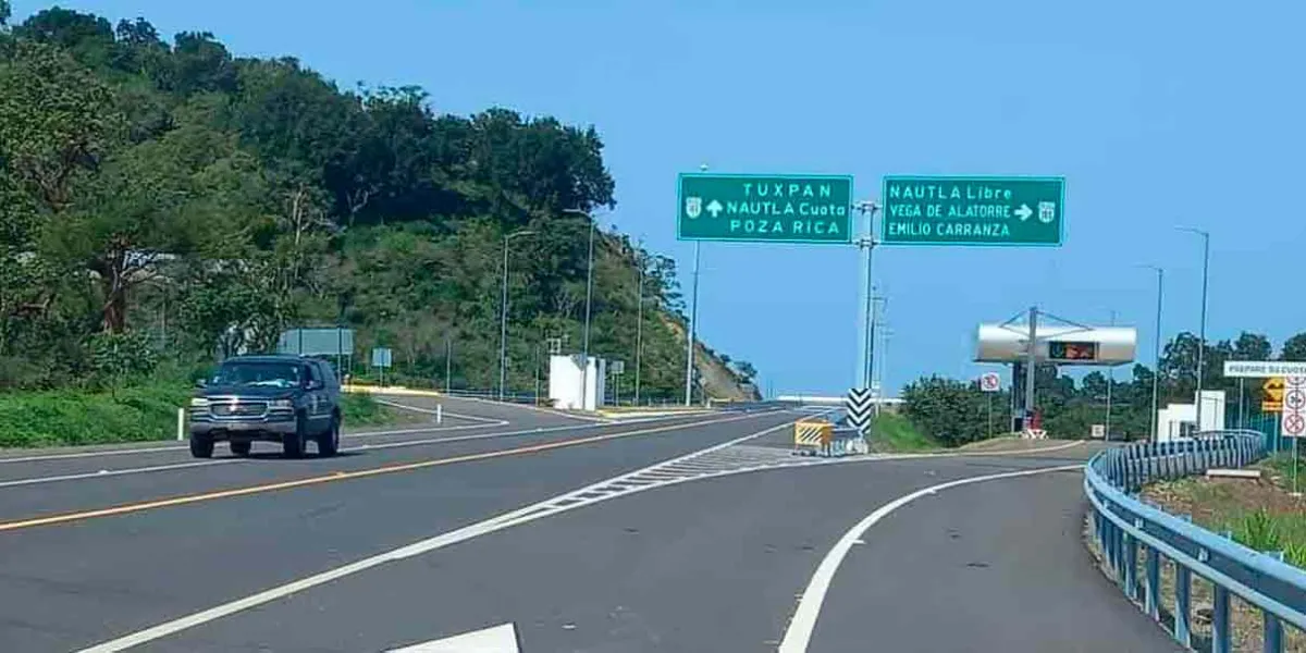 Delincuentes roban autos, camiones y pipas en la autopista México-Tuxpan