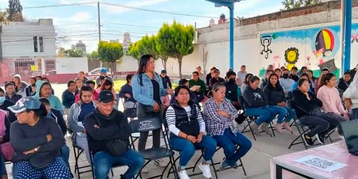 DIF municipal de Cuautlancingo imparte plática para fortalecer la educación en el municipio 