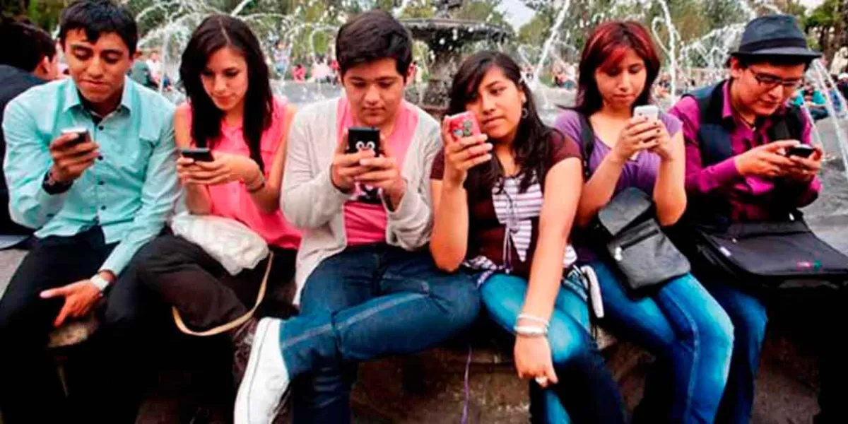 En Querétaro quieren restringir a menores de 14 años el uso de redes sociales 