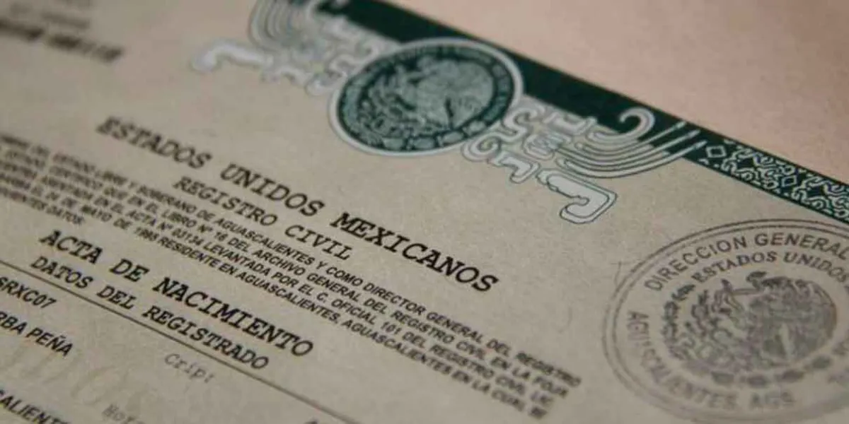 Reforma para colocar el apellido materno primero en pausa 