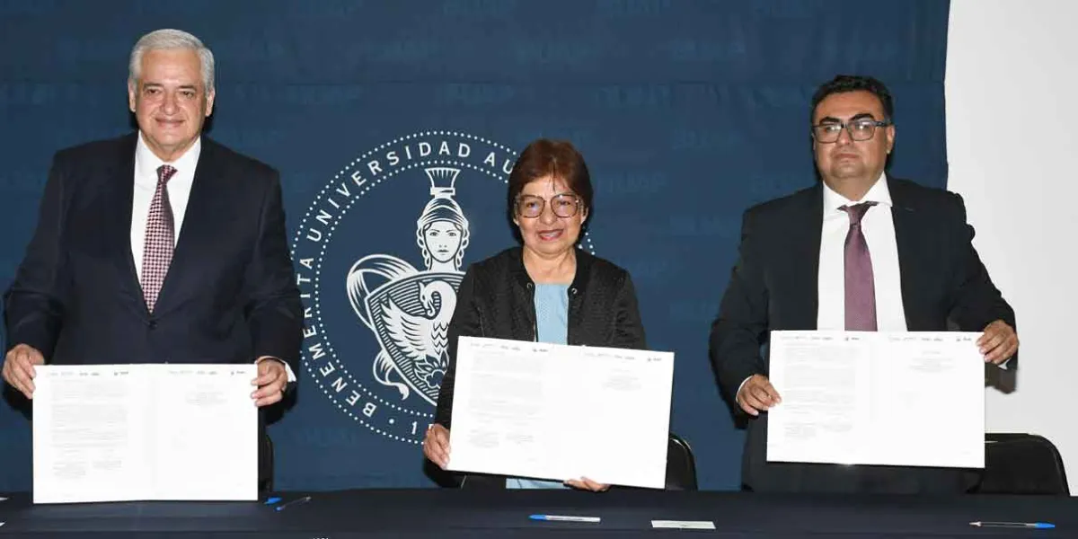 Signan convenio BUAP e ISSSTEP en materia académica, científica y tecnológica