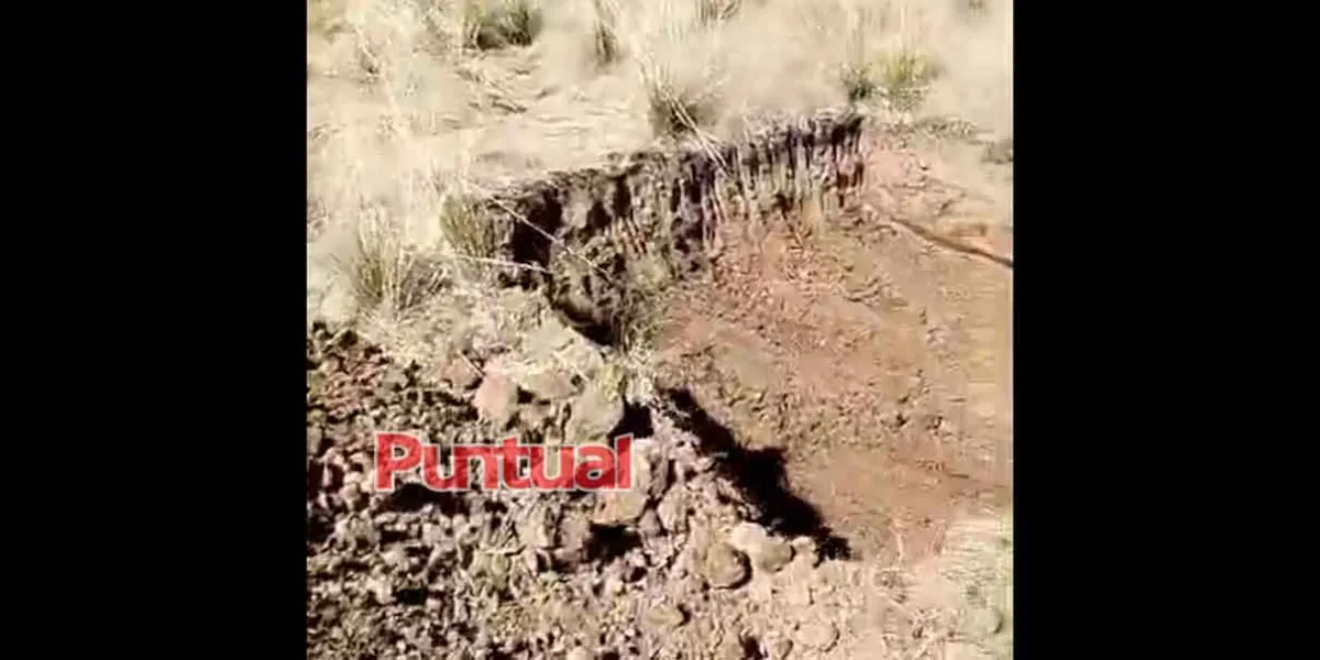 Inician segunda etapa de captadores de agua en Tlahuapan con apoyo de campesinos