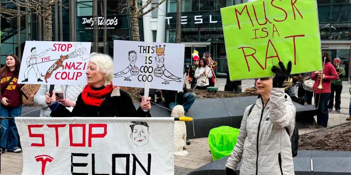 Crece ola de protestas a nivel mundial contra Tesla y Elon Musk