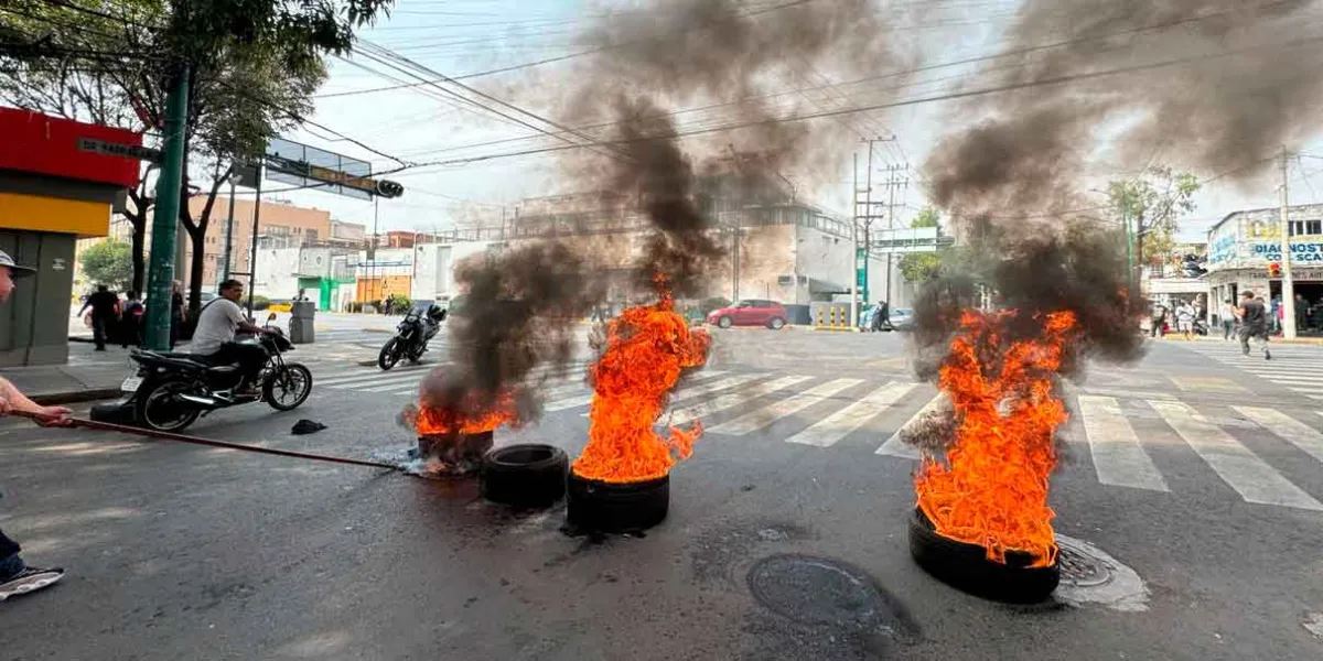 Hay bloqueos por operativo vs autopartes robadas en CDMX. Decomisan 17 toneladas 