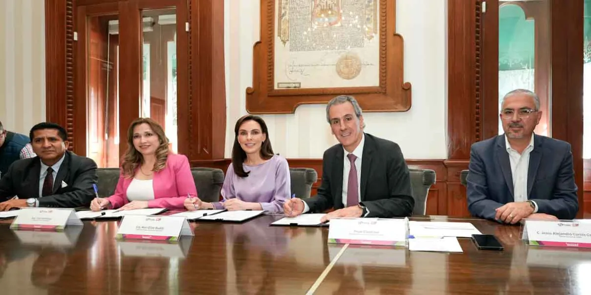 Unen esfuerzos DIF estatal y municipal para fortalecer el programa de desayunos escolares calientes