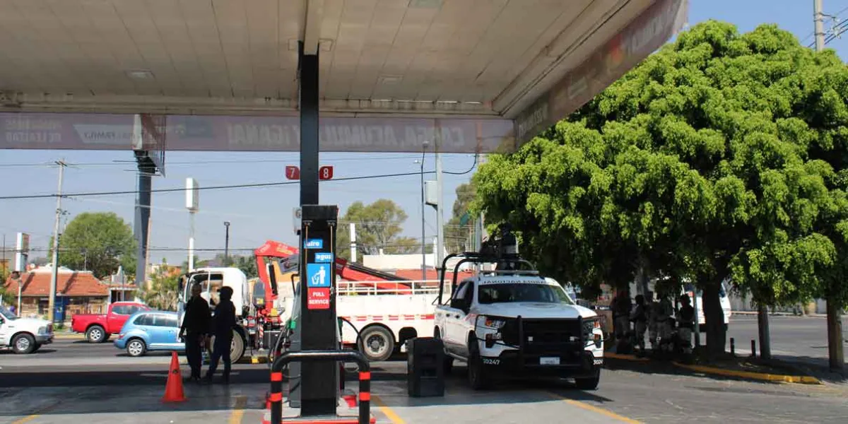 Colocan sellos de clausura a gasolinera Full Gas por venta de combustible adulterado