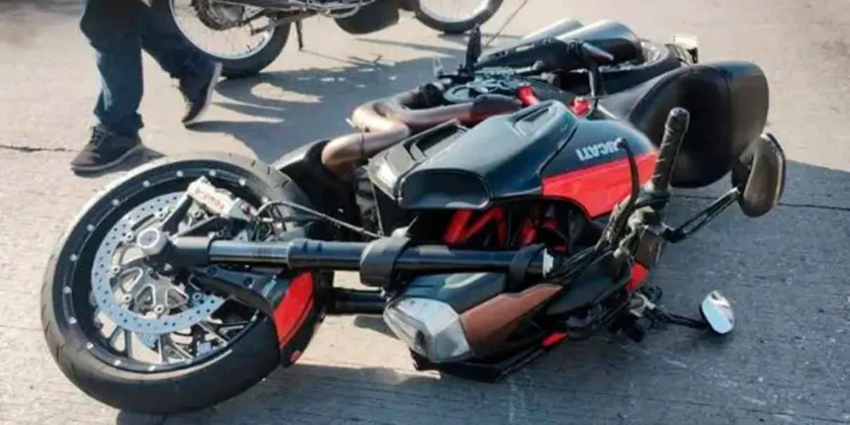 Joven de 18 años MUERE tras conducir moto sin casco en Tecamachalco