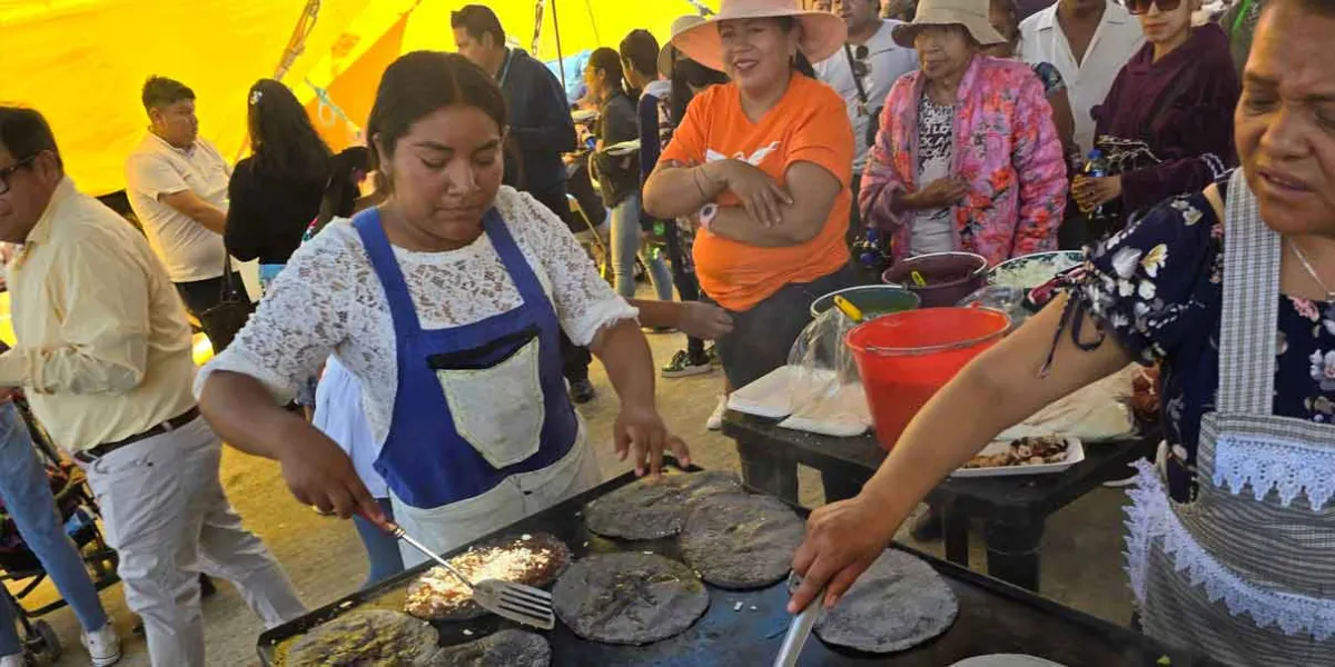 Este 23 de abril, TODOS a la Feria de la Gordita en La Resurrección