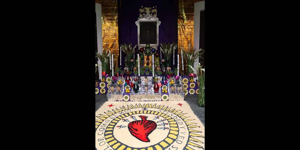 Tradición y espiritualidad: El altar de Dolores reafirma el patrimonio de Puebla