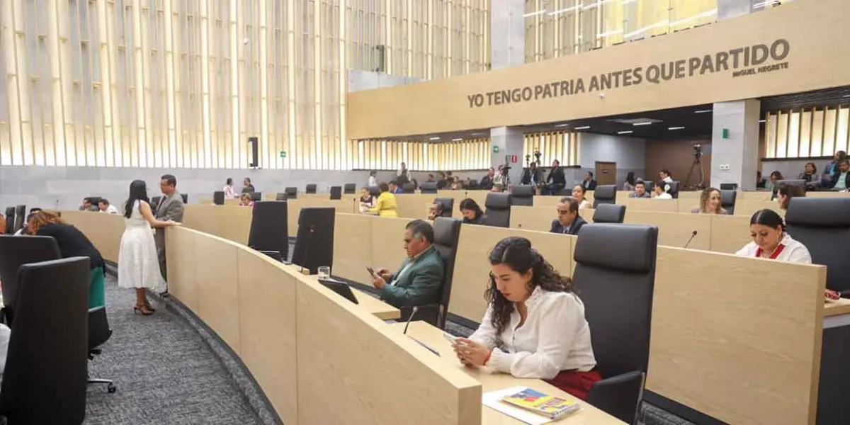 La Comisión de Gobernación aplicó madruguete para aprobar nepotismo y no reelección hasta 2030
