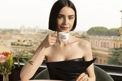 Emily in Paris 6: estreno navideño y nueva etapa en Grecia