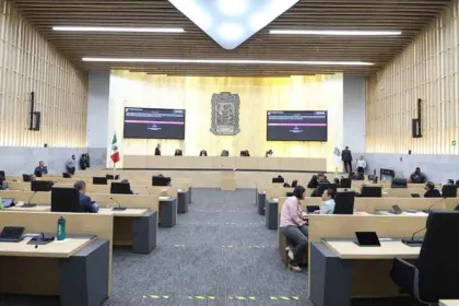 Discuten en el Congreso integración del Concejo Municipal en Acatlán