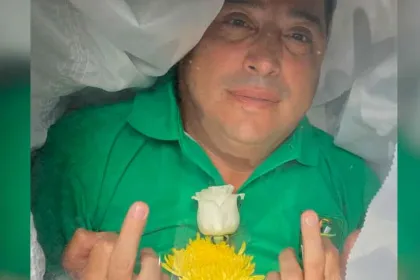'El Tecmol' político del PVEM, se avienta duelo de “farmear aura” para revivir su carrera