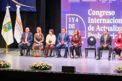 Formación jurídica y sensibilidad social, claves para fortalecer estado de derecho: Armenta Mier