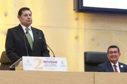 Presenta Pável Gaspar Segundo Informe de Actividades de la LXII Legislatura