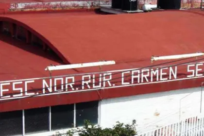 Normalistas violentas de Teteles gozan de protección interna; alumnas sufren abuso y humillaciones