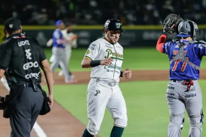 Olmecas remonta a Pericos y vuelve a la Serie del Rey después de 33 años