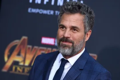 Clooney respalda a Ruffalo en su disputa con Paramount