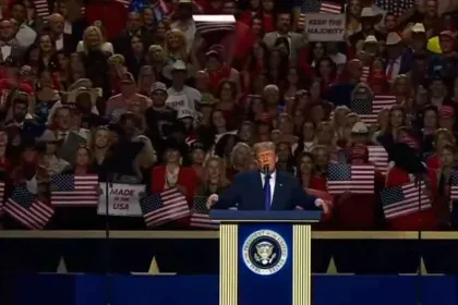 Trump ofrece 5 mil dólares si republicanos retienen el Congreso