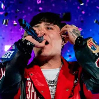 Junior H es interrumpido en pleno palenque por cantar ‘El Hijo Mayor’; fans hablan de censura