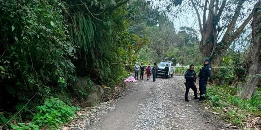 Crece la violencia en la autopista México-Tuxpan tras localizar otro cadáver en Huauchinango