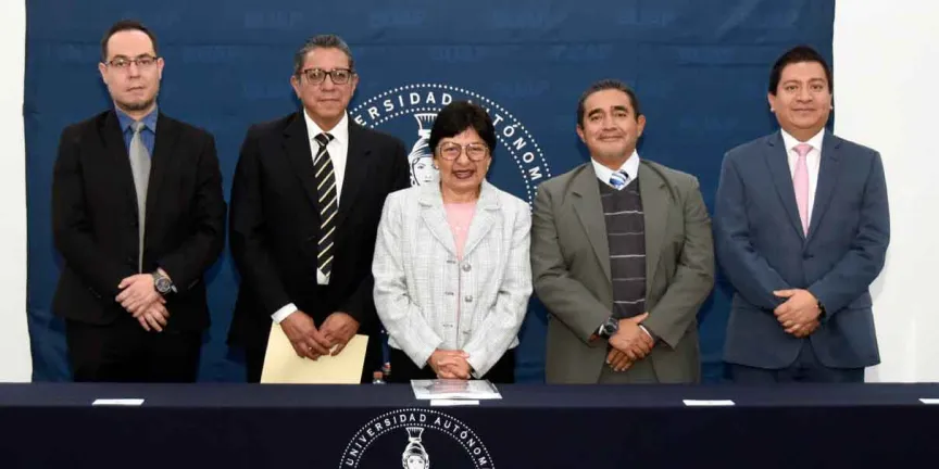  Rectora Lilia Cedillo preside Segundo Informe de Labores de José Francisco Portillo Robledo, director de la Facultad de Ciencias de la Electrónica de la BUAP.