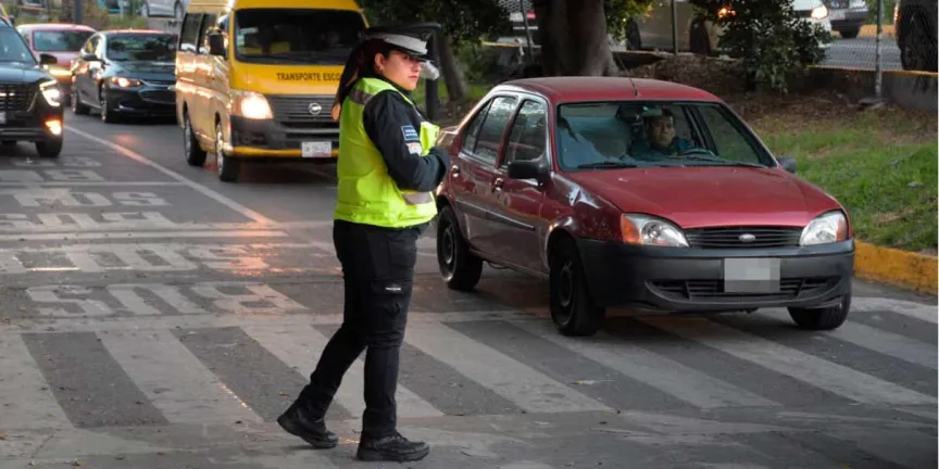 Operativo vial en la capital por el regreso a clases este lunes 