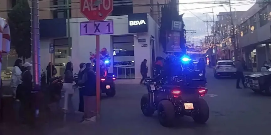 Criminales asaltan a cuentahabiente y a trailero en Texmelucan