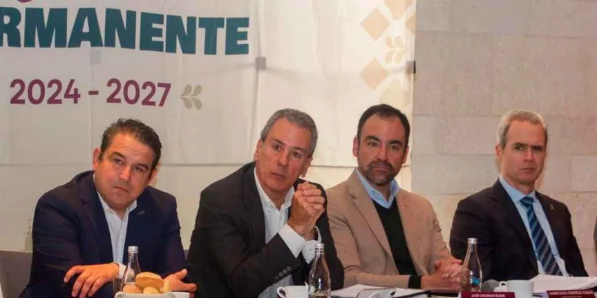 Encabezó la primera sesión 2026 de este órgano, entre el Gobierno de la Ciudad, sector empresarial, universidades, organismos de la sociedad civil y sindicatos