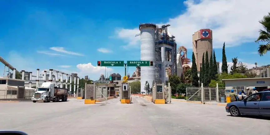 Enfrentamiento en la Cooperativa Cruz Azul en Hidalgo: operativo desata disparos y suspensión de clases