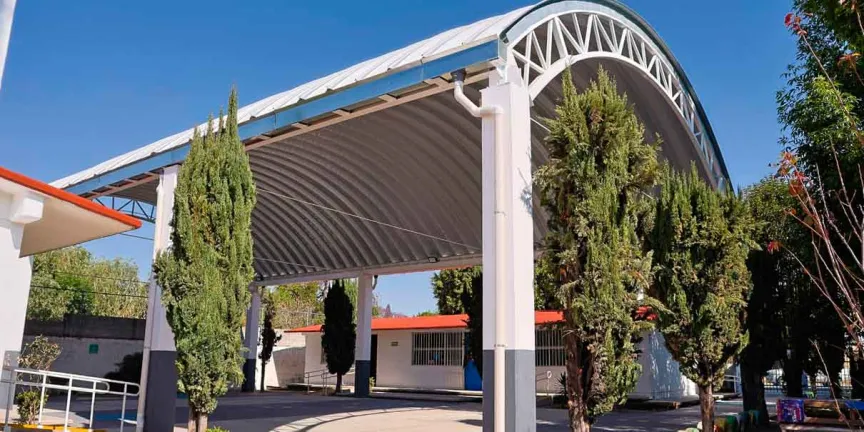 Entrega Lupita Cuautle obra en CAIC de Concepción La Cruz