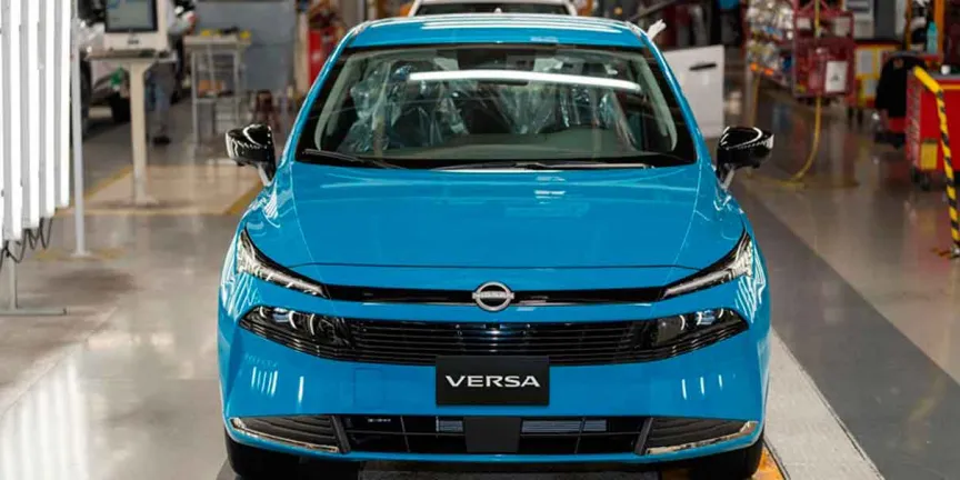 Nissan Versa 2026 inicia producción en México: así arranca la nueva generación del sedán más vendido