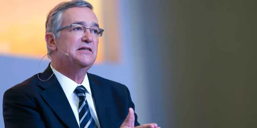 Salinas Pliego desata polémica por comentario sobre los “Therians” en redes sociales
