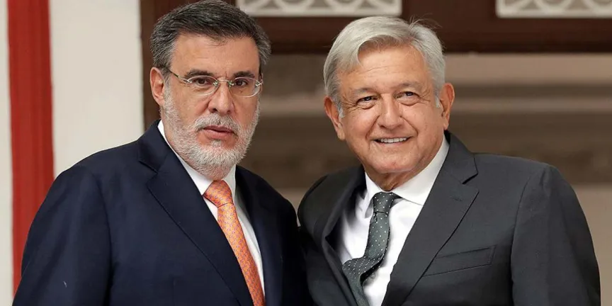 Scherer Ibarra sacude al poder con su libro Ni venganza ni perdón