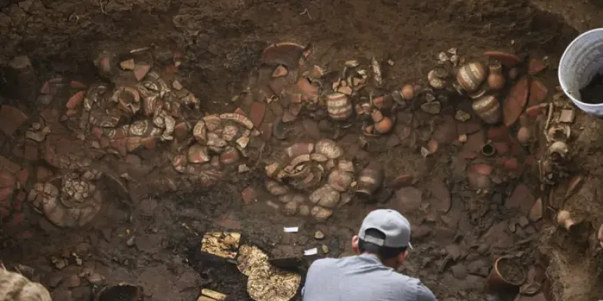 Arqueólogos descubren entierro de alto estatus en Panamá
