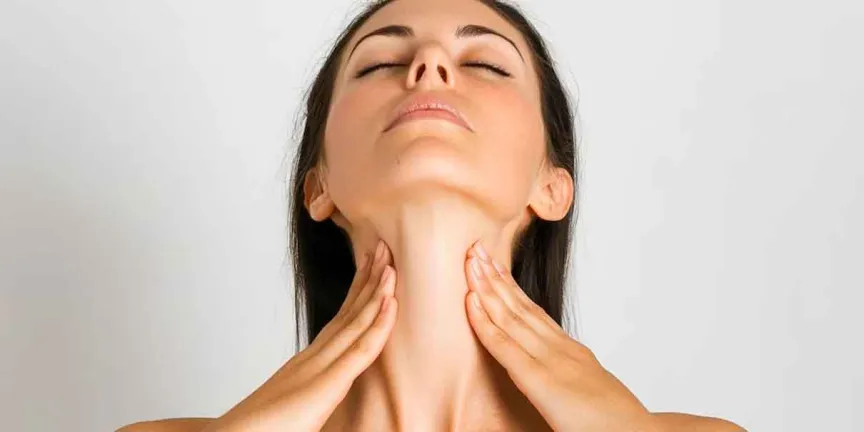 Qué vitamina elimina la papada y retrasar el envejecimiento: el secreto del “oro de la juventud”