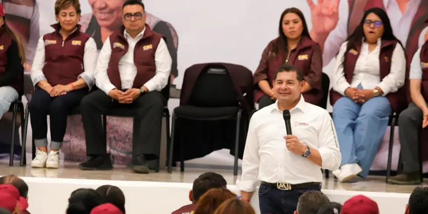 Gobierno de Puebla refuerza atención social con Enlaces Comunitarios y trabajo en territorio