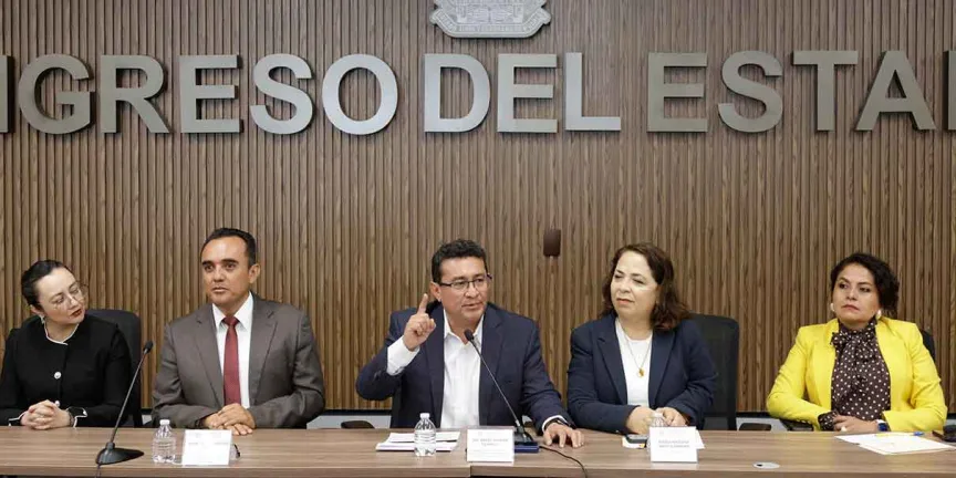 Congreso de Puebla defiende unidad de Morena, PT y PVEM pese a voto dividido en reforma electoral