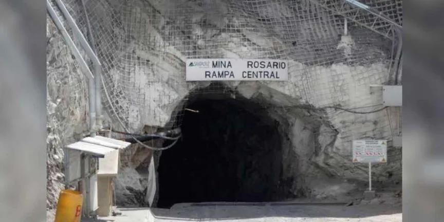 Derrumbe de mina en Sinaloa: cuatro trabajadores siguen atrapados. Ya apoyan expertos del ejército