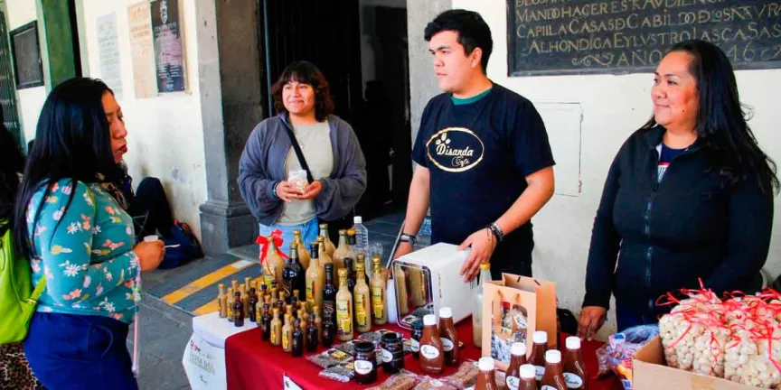 Fortalece DIF San Pedro Cholula la economía de mujeres con la 9ª Feria del Emprendimiento