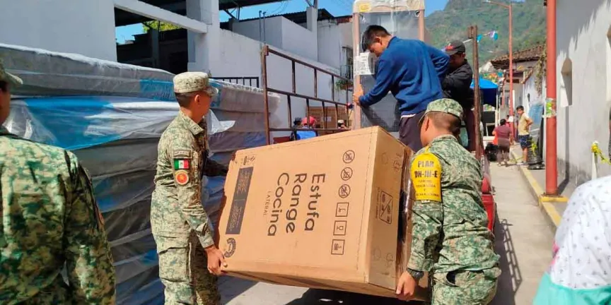 Gobierno de México entrega en Puebla más de 6 mil apoyos por tormenta Jerry