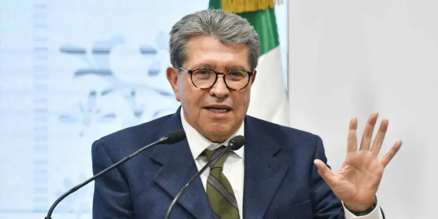 Monreal concretará agenda entre Cámara de Diputados y diputados poblanos