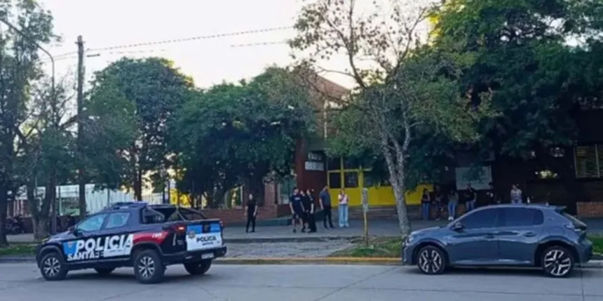  Tiroteo en escuela de Argentina: alumno de 15 años mata a estudiante de 13 y deja heridos