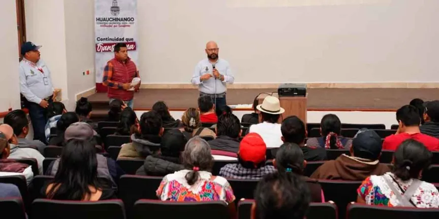    Huauchinango dialoga para impulsar orden en el comercio semifijo y ambulante