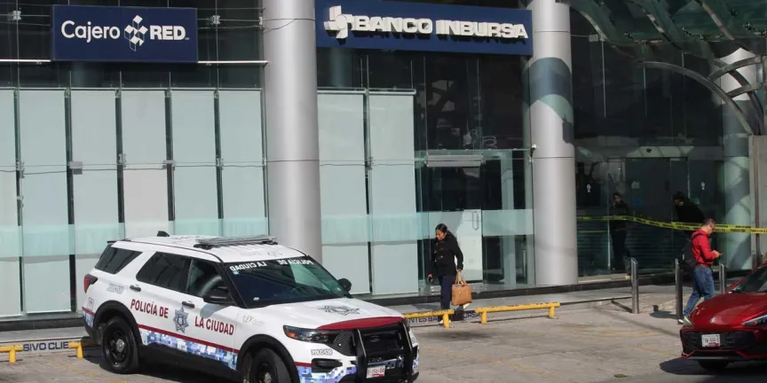 Miércoles negro, doble asalto bancario en la ciudad, RATAS huyeron con botín 