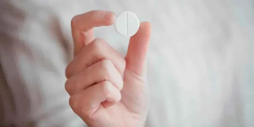 Aspirina y cáncer intestinal: por qué este medicamento genera interés en la prevención