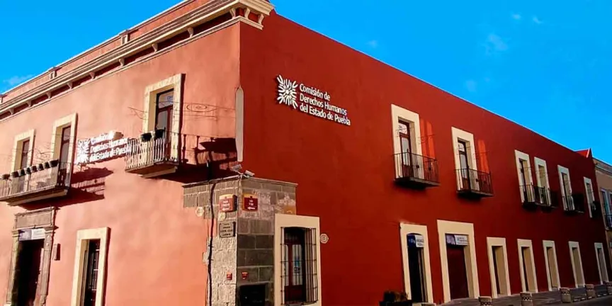 CDH Puebla ordena indemnización por muerte de adolescente en Huaquechula y estalla la controversia