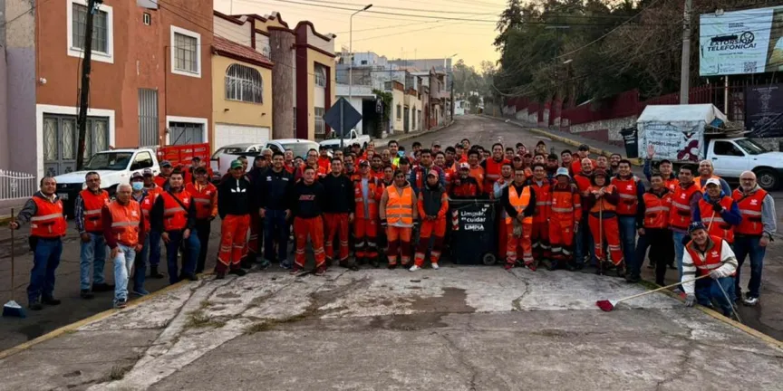 Limpia la zona de El Calvario después de la Semana Santa